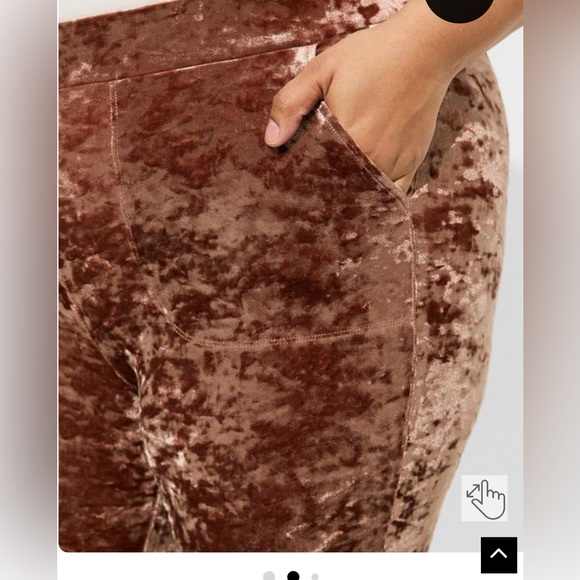 NWT Torrid crushed velvet flare leg pants, torrid size 3 - Picture 2 of 4